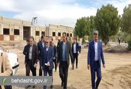 معاون بهداشت وزارت بهداشت از پرو‍‍ژه های بهداشتی و درمانی شادگان بازدید کرد.
